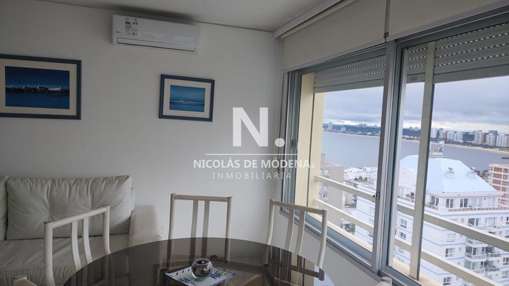 Apartamento en Peninsula - Punta del Este