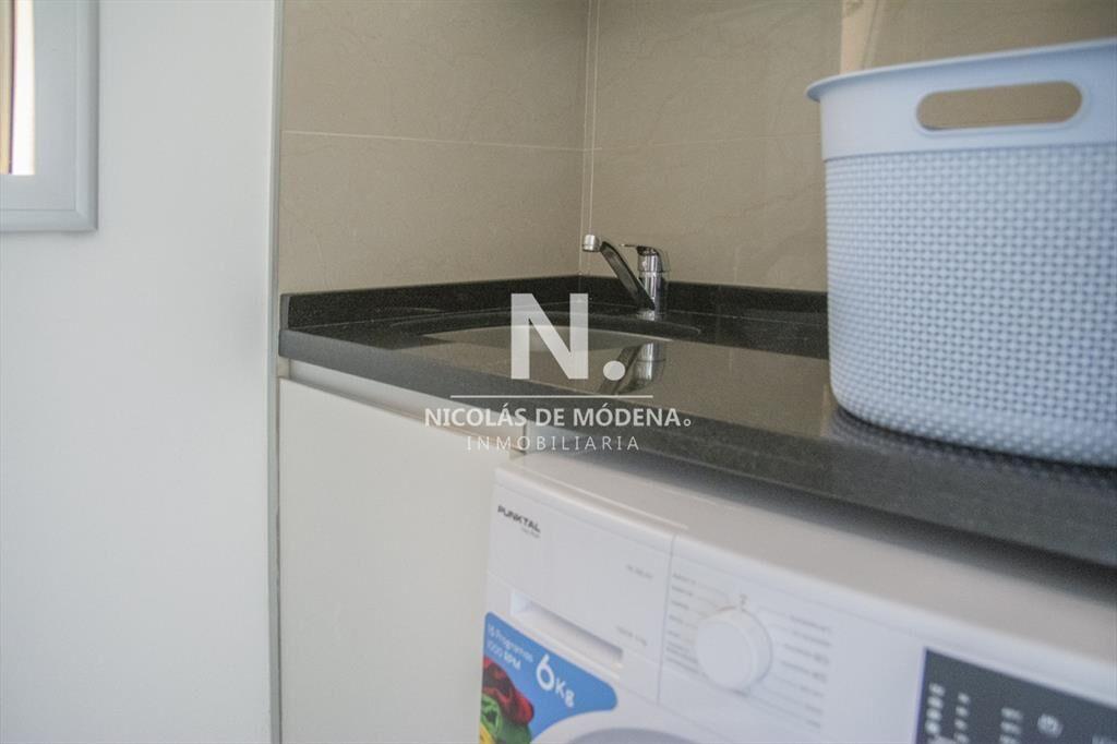 Venta apartamento de 3 dormitorios en Playa Brava