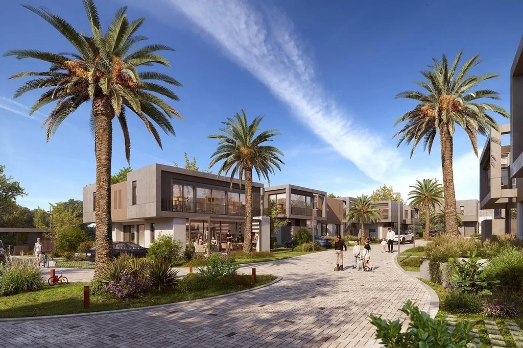 Venta de casa de 4 dormitorios en Housing Jardines del Polo,