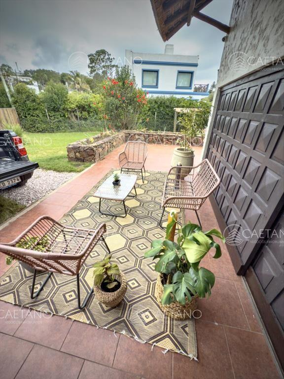 Casa en La Rinconada Punta Ballena a metros del mar