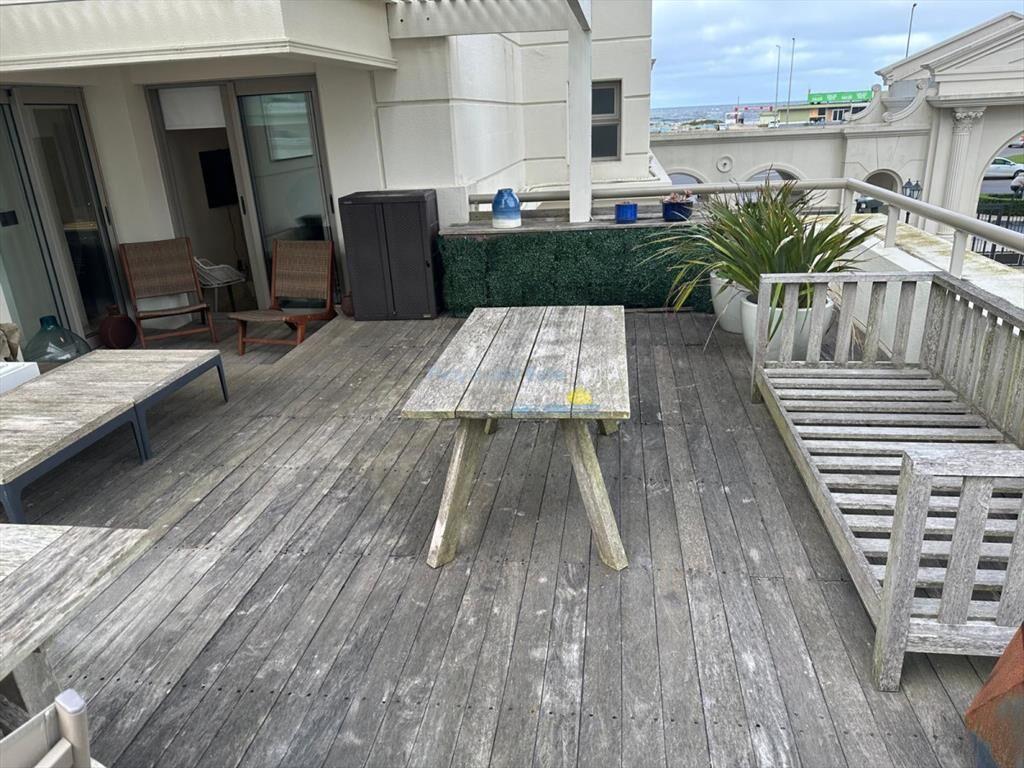 Apartamento en Alquiler de 3 dormitorios en Torre
