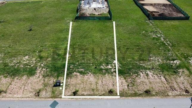 TERRENO  de 816m2 ,en barrio privado Cava de la Tahona,po...