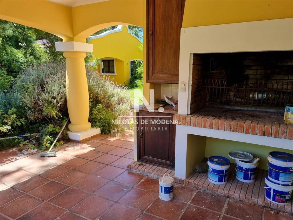 OPORTUNIDAD. VENDE CASA EN LA BARRA