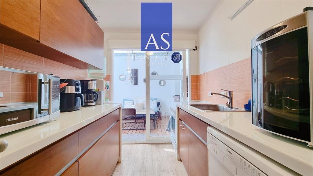 Apartamento moderno en Peninsula, 3 dormitorios,