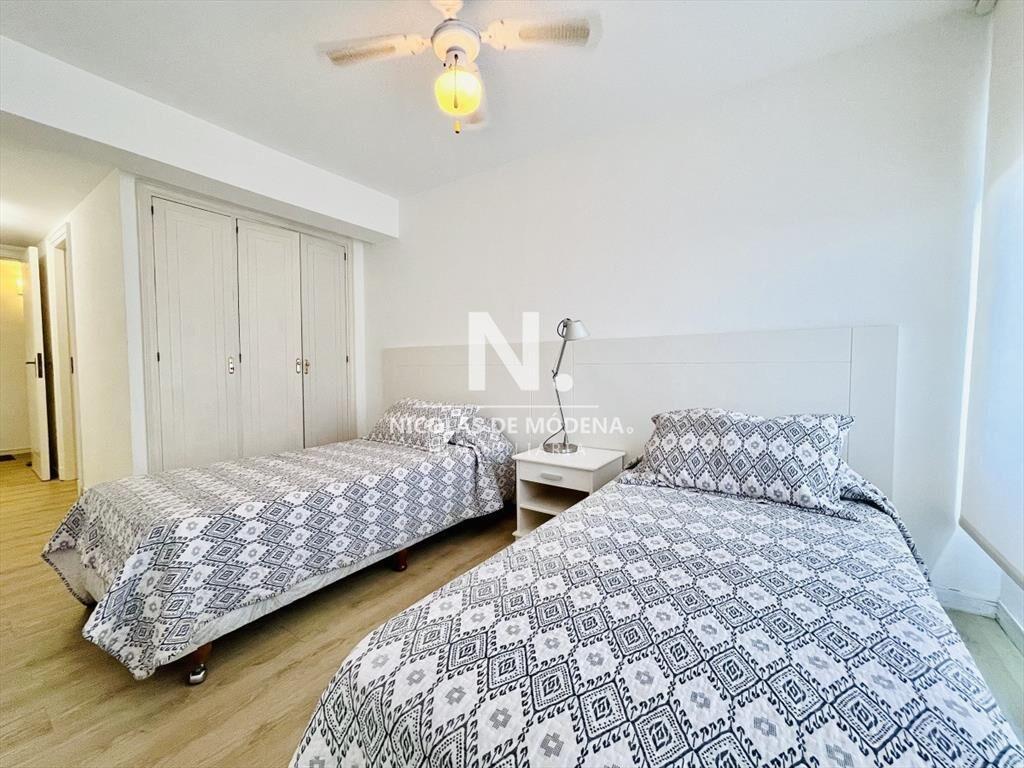 Apartamento de 2 Dormitorios en Montoya, La Barra