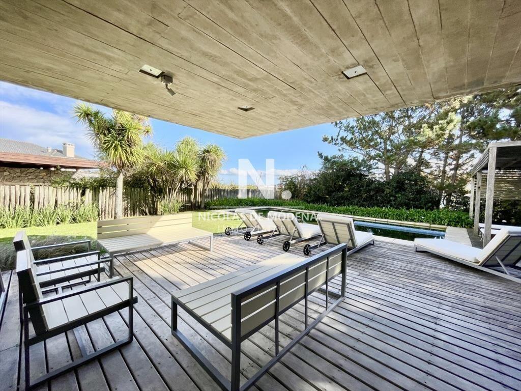 Venta Casa 5 dormitorios 4 baÃ±os - Vista al Mar