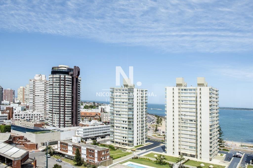 Apartamento de 2 dormitorios en Torre Imperiale ,