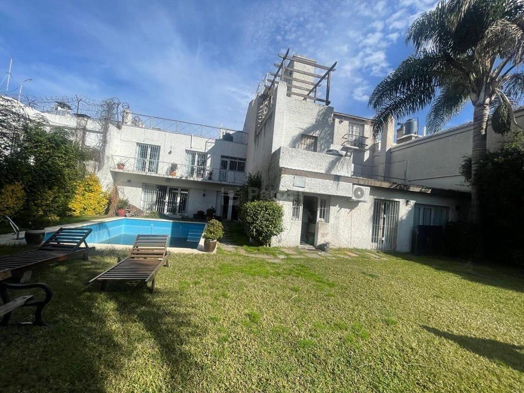 PARODI Venta de casa con jardin Parque Batlle