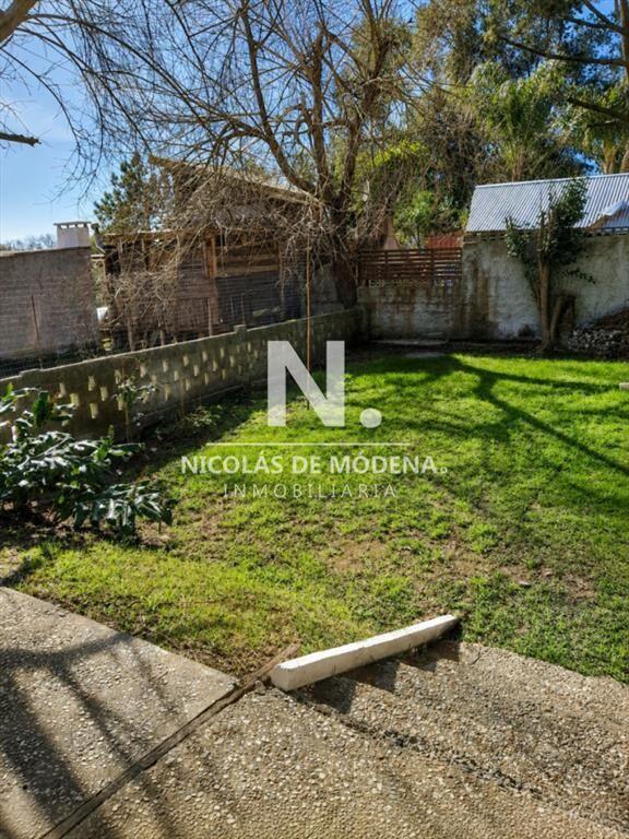 En venta casa de 2 dormitorios en el chorro,