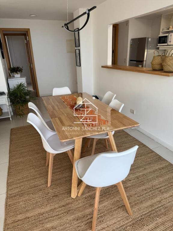 PISO ALTO EN ROOSEVELT CON SERVICIOS