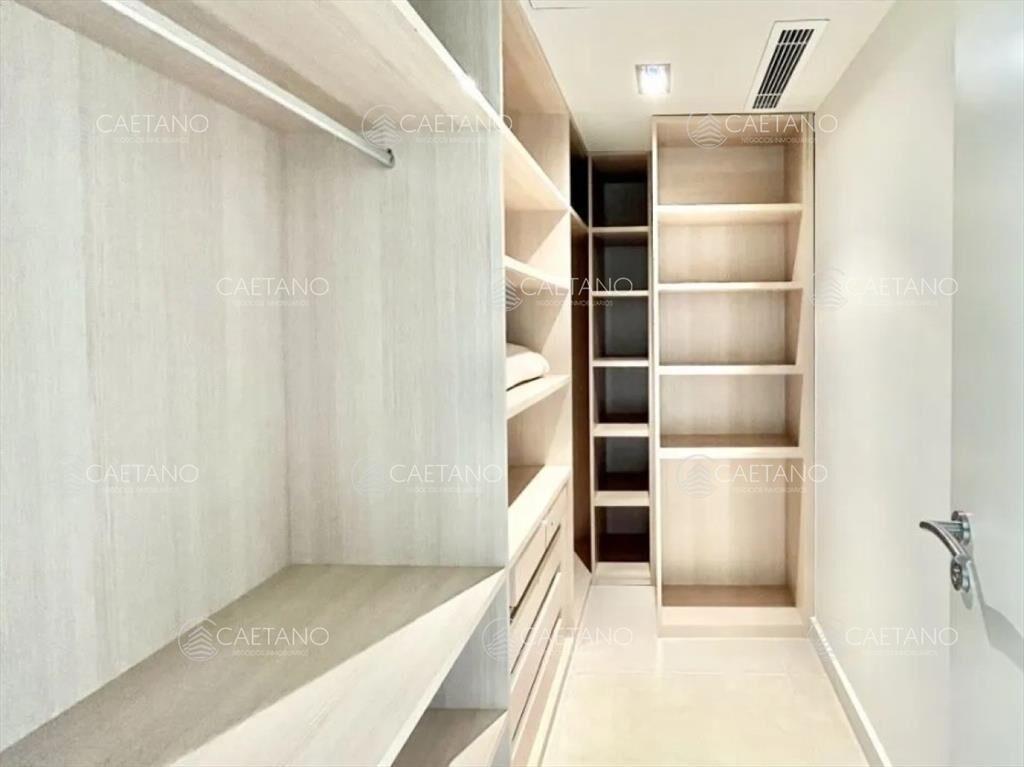 Venta apartamento 3 suite más dependencia en del