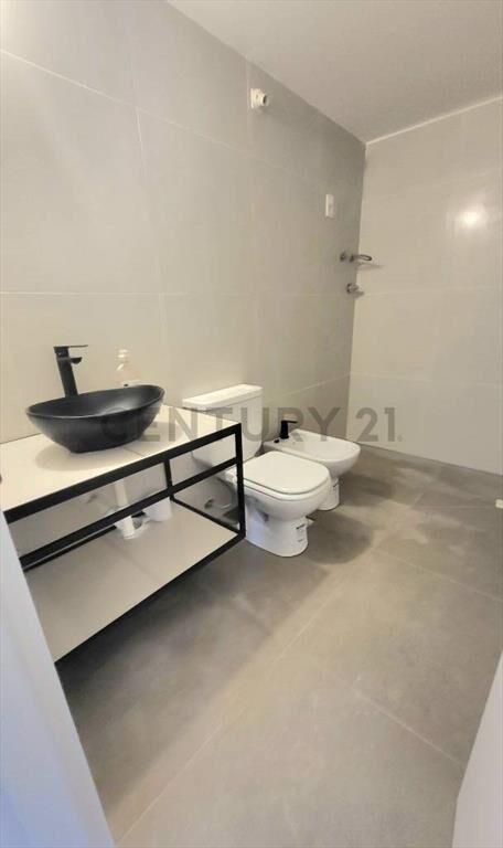 Apartamento al FrenteEstrenar/81m2/3Dorm/Prox GaribaldiGr...