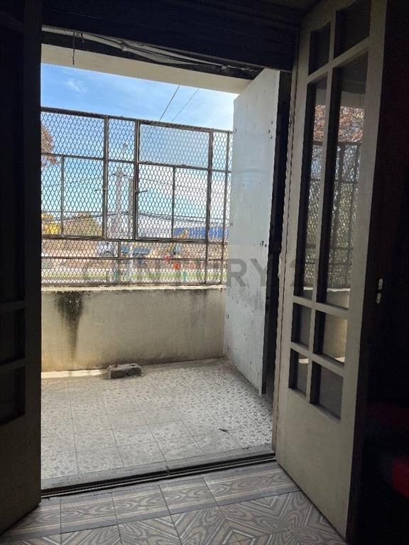 Oportunidad!!!Amplia casa para Reciclar, 5 dorm, garage, ...