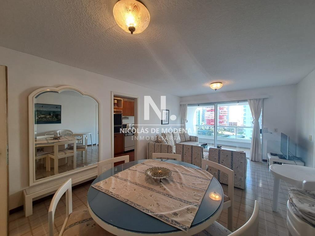 Departamento de 2 dormitorios en venta, torre al