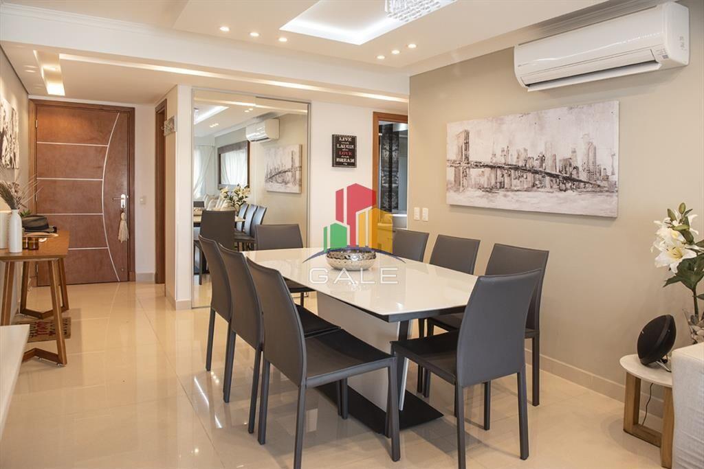 Vende apartamento de 2 dormitorios esquinero en