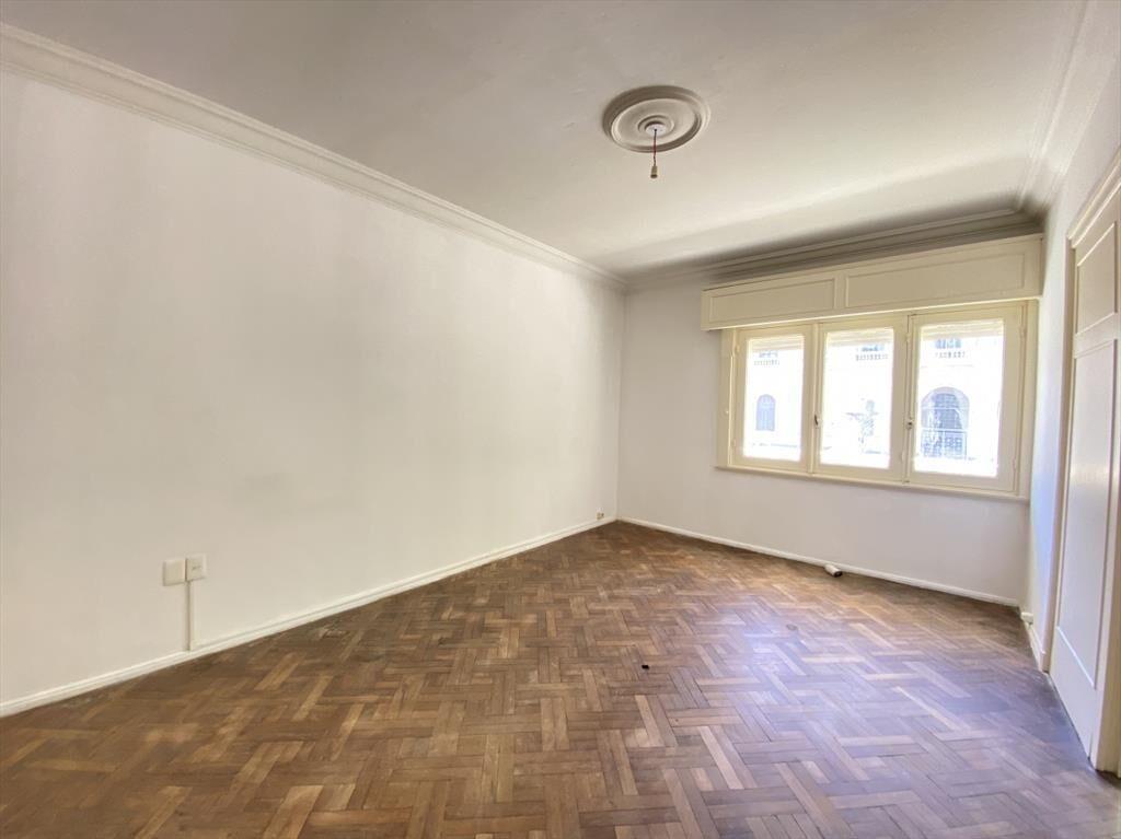 Venta apartamento de 3 dormitorios en Cordon con renta