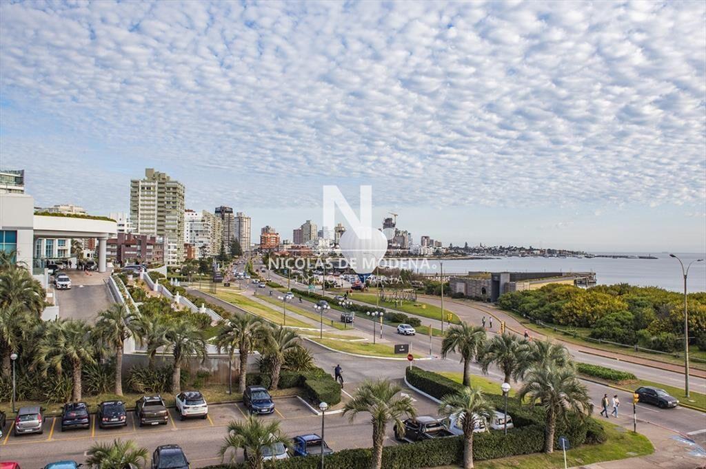 Espectacular departamento en venta en Torre de 3