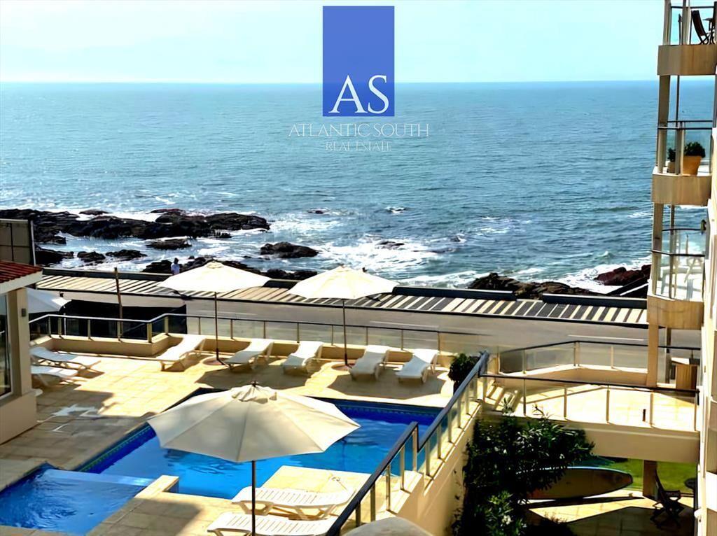 Apartamento de 2 dormitorios con vista al mar y