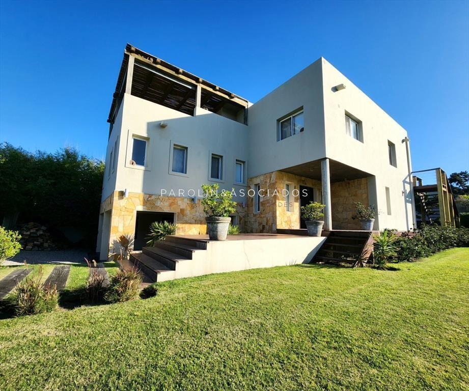 Casa en venta de 3 dormitorios en TÃ­o Tom, Punta Ballena.
