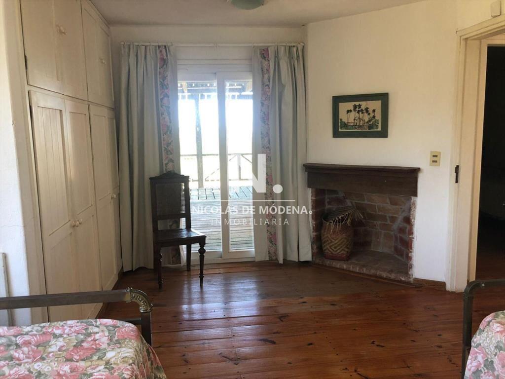 Buena casa en Montoya con vistas plenas al Mar y cerca de l