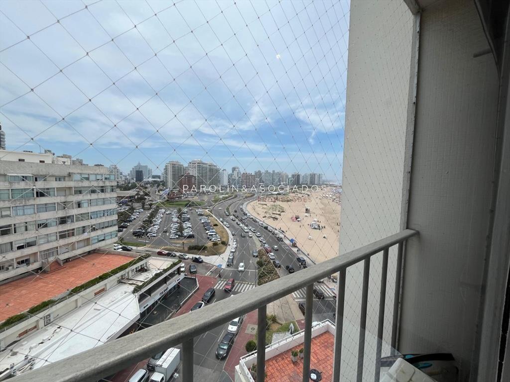Apartamento En Venta, Playa Brava.