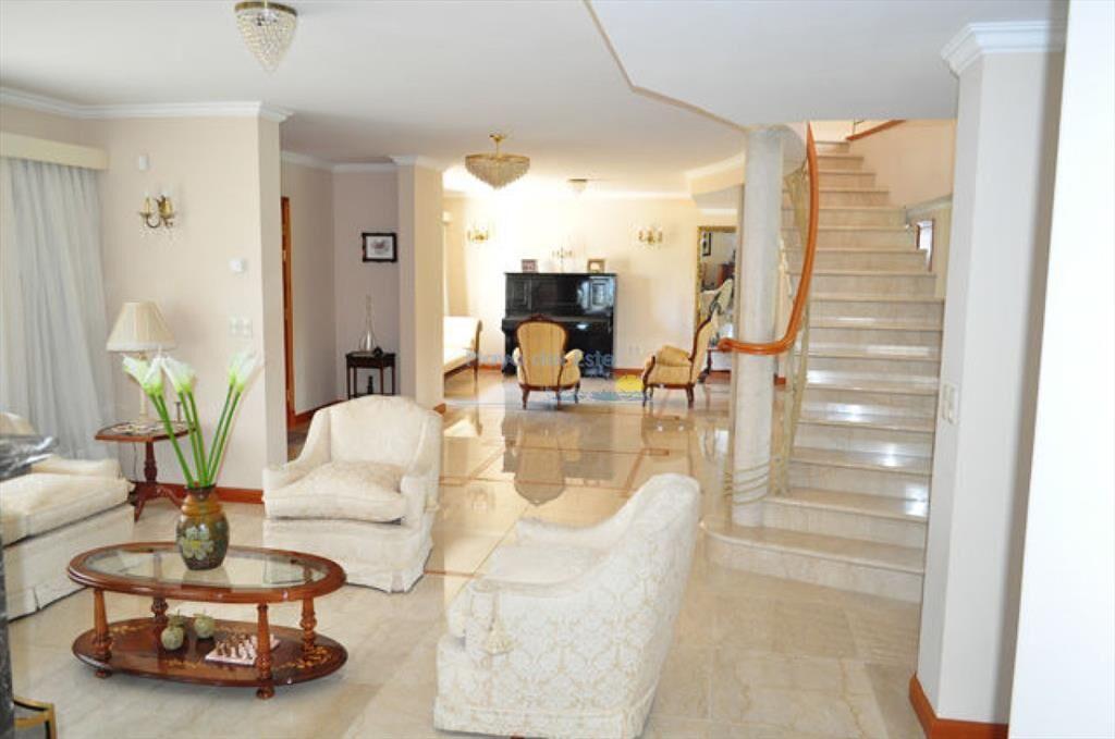 Casa en Mansa, 5 dormitorios  ABIERTO A NEGOCIOS,