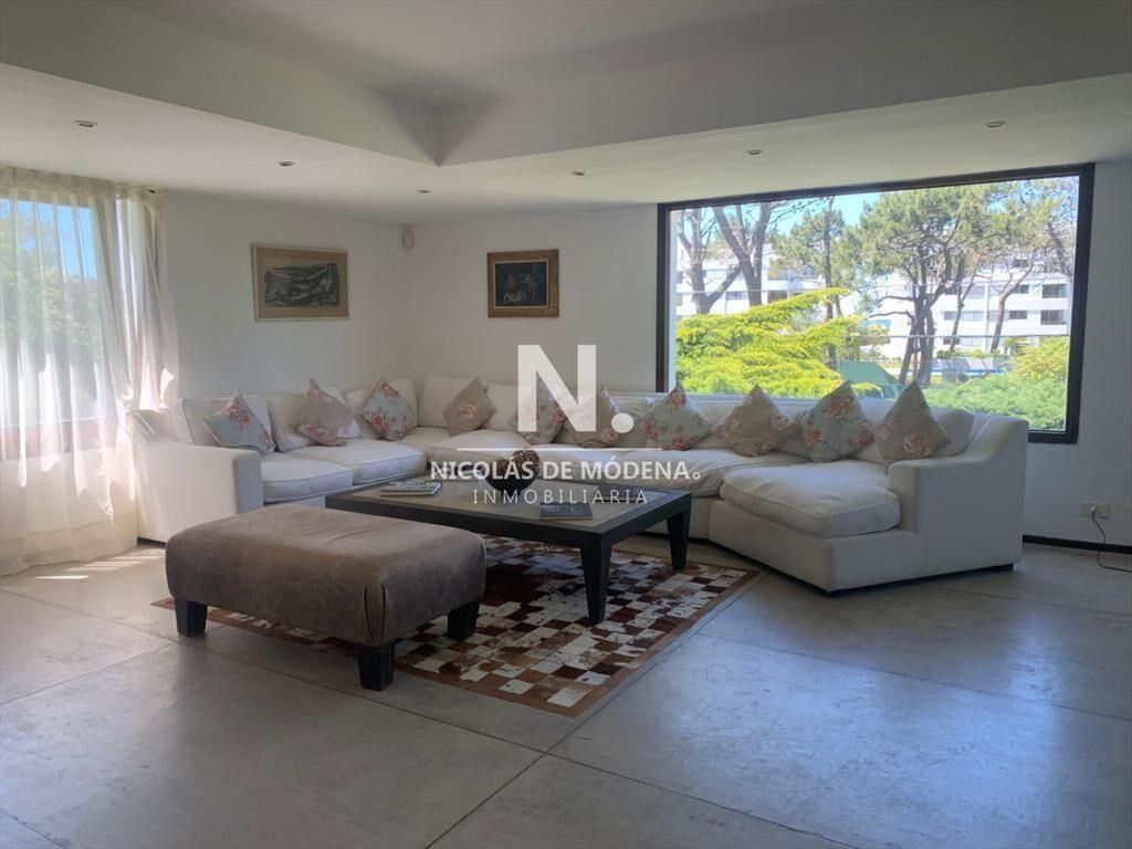 Casa de 5 dormitorios en Rincon del Indio