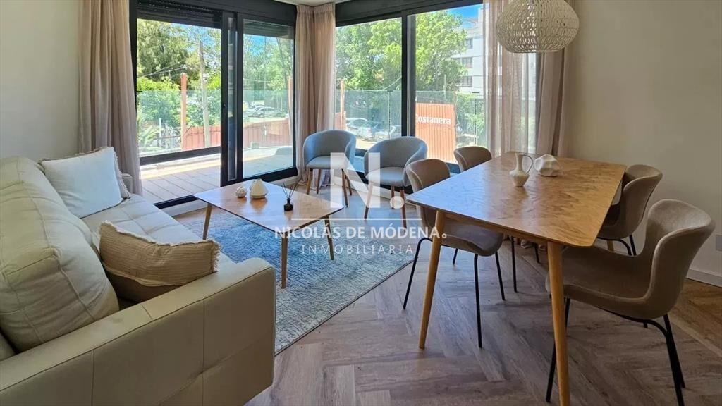 Venta Moderno Apartamento de 3 Dormitorio a Estrenar en Bar