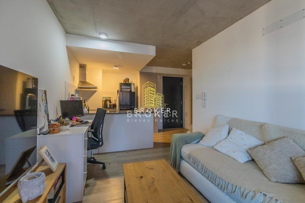 Venta de apartamento 1 dormitorio con renta en La