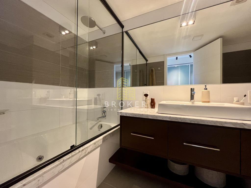 Venta Apartamento de 4 dormitorios a metros del