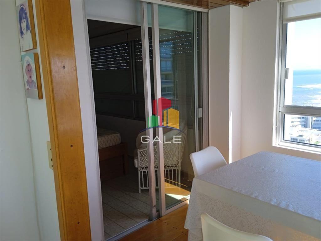 Apartamento en Peninsula, 3 dormitorios *