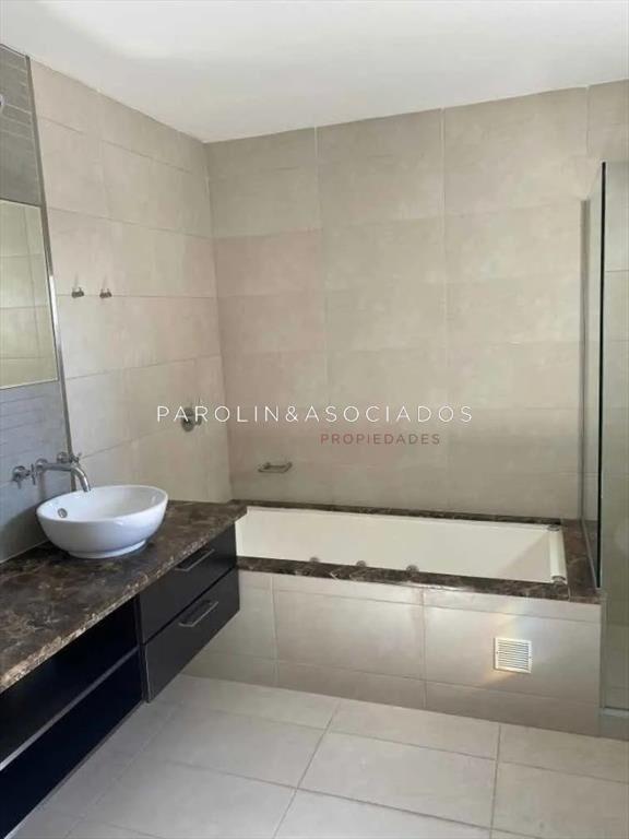 Apartamento en venta con vista al mar en Punta