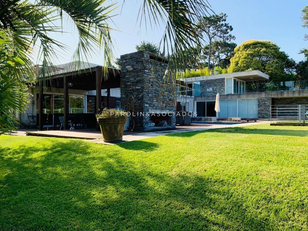 Casa en venta de 4 dormitorios en Mansa, Punta
