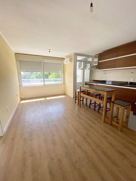 Venta apto de 1 dormitorio alquilado, sobre 8 de Octubre