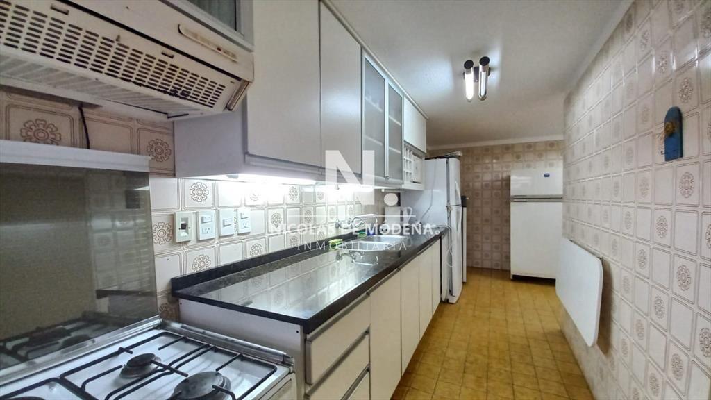 Departamento de 3 dormitorios + dependencia en