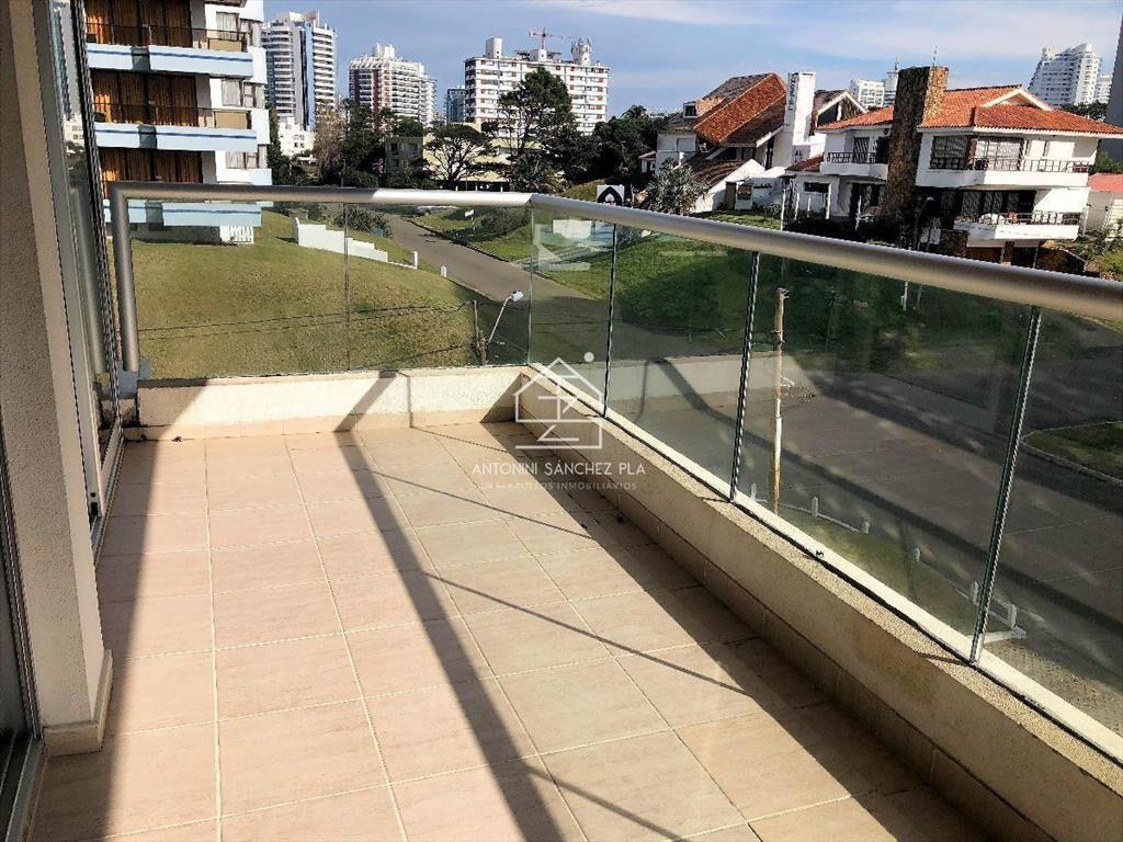 Icon Brava Tower|  Parada 6 de Playa Brava, Punta del Este