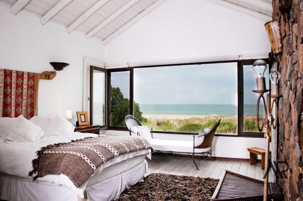 Venta Casa En Punta Del Este . Manantiales