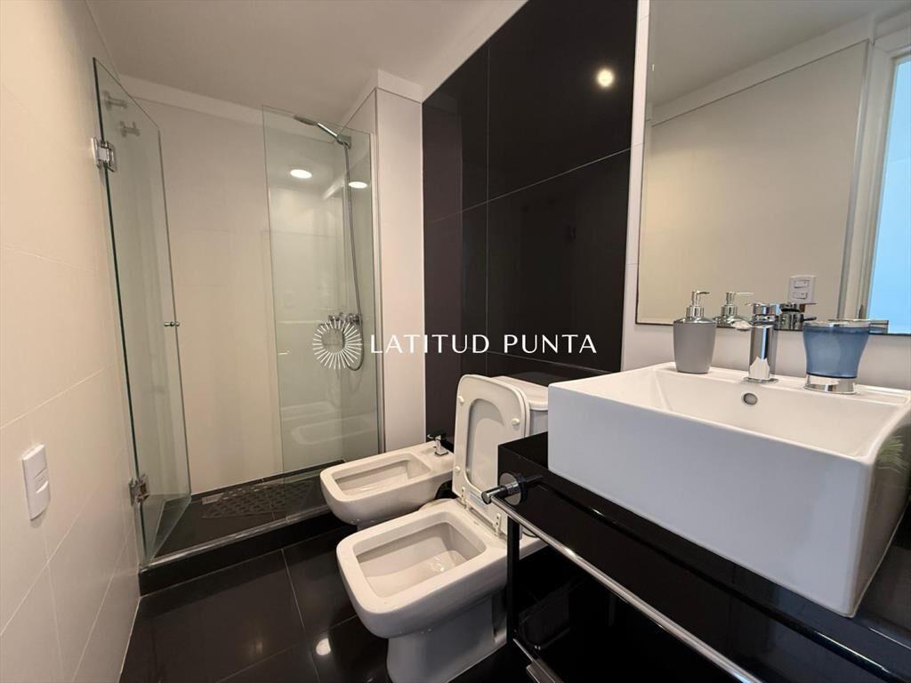 Piso alto en Brava, 1 dormitorio