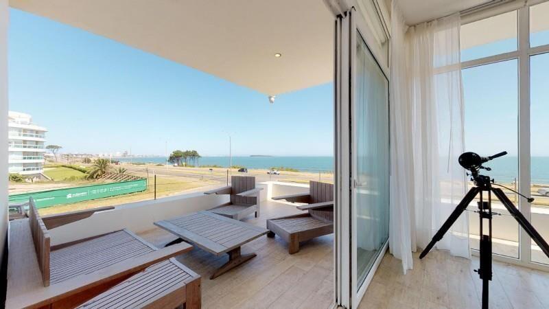 CASA 5 DORMITORIOS, MANSA, PUNTA DEL ESTE