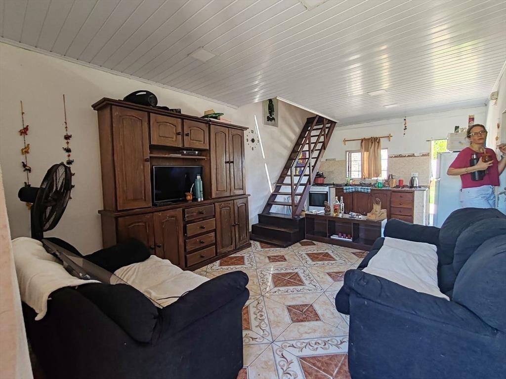 OPORTUNIDAD 2 Casas en Padrón Único sobre 2000 m²