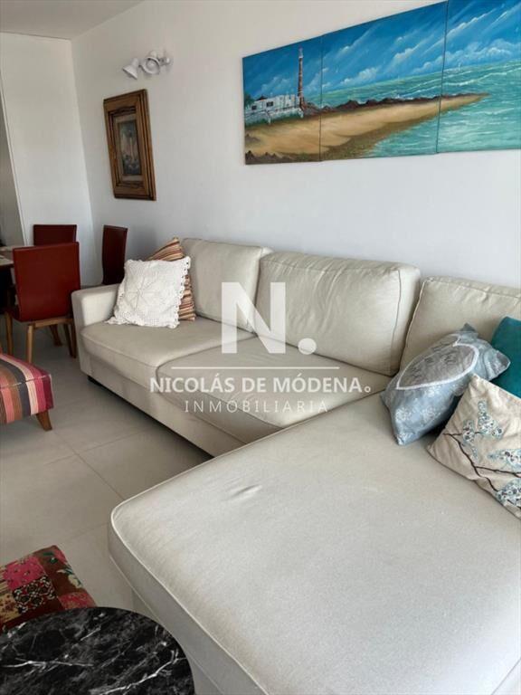 Alquila apartamento de 2 dormitorios en Peninsula, Punta de