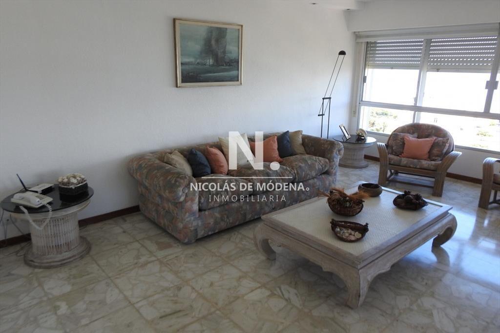 Departamento en Punta del Este,