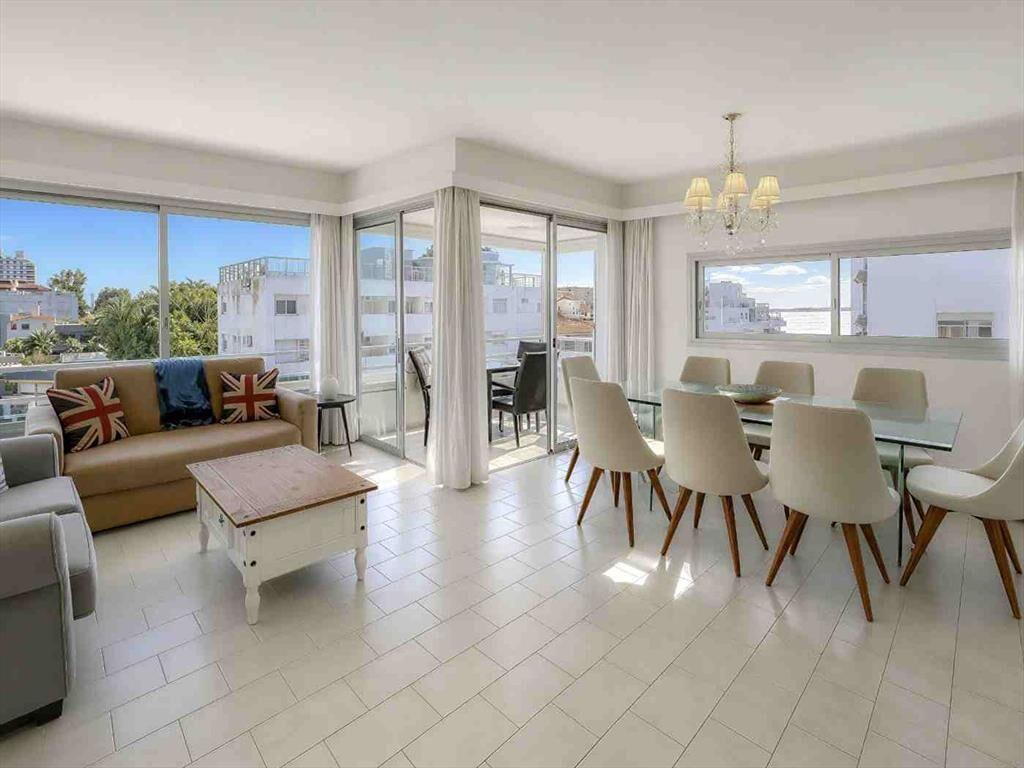 VENTA APARTAMENTO 3 DORMITORIOS GARAJE PENINSULA