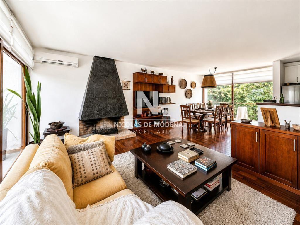 En venta chalet de 4 dormitorios en Playa Mansa,