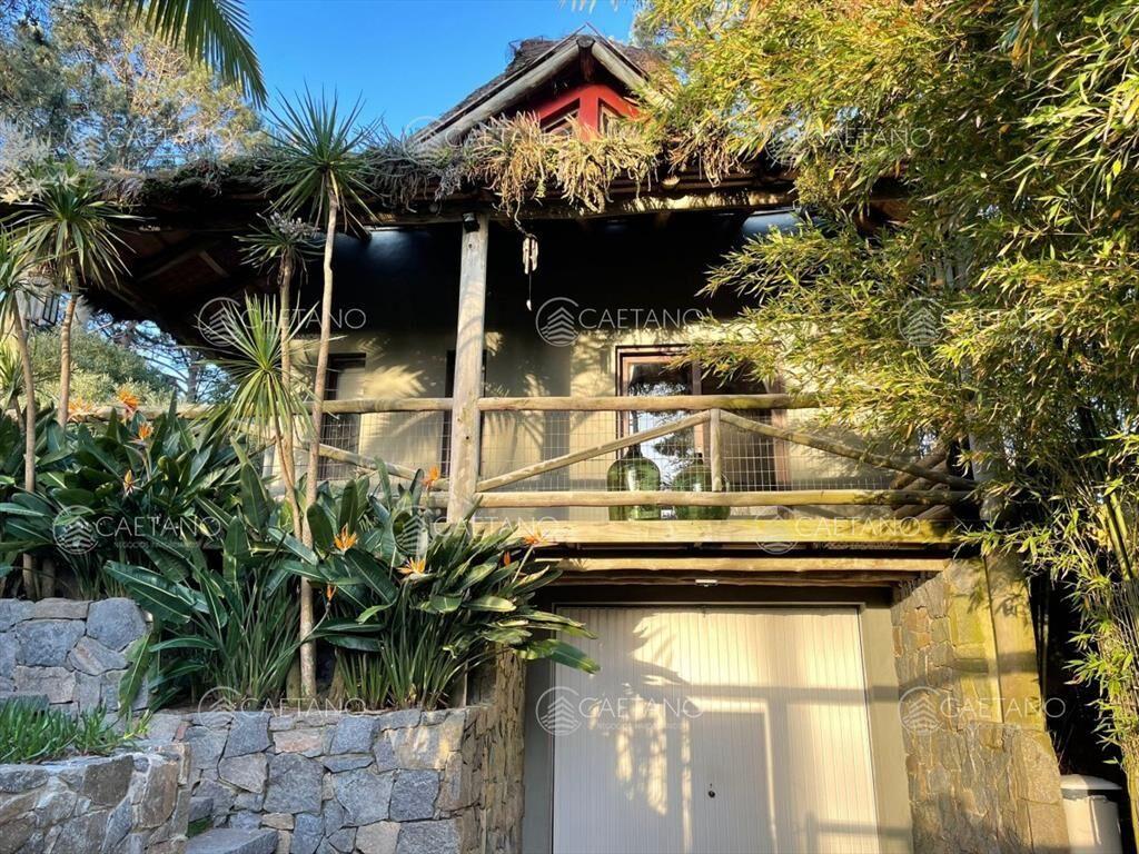 ALQUILER TEMPORARIO DE CASA DE 2 DORMITOTIORIOS