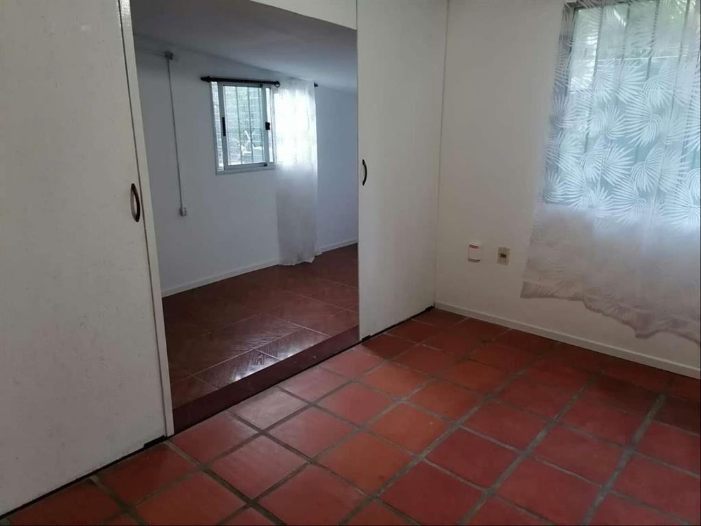 *** ALQUILADO *** A METROS DE CENTRO COMERCIAL SUR 1 DORMIT