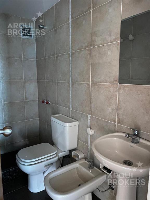Apartamento de dos dormitorios en venta en Tres Cruces con