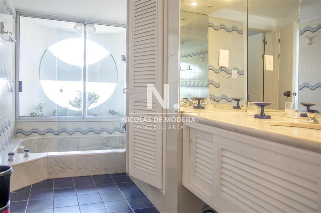 Apartamento en venta en zona privilegiada