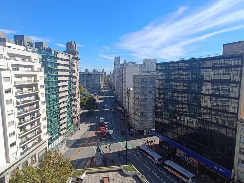 Alquiler oficina 50m2 con garaje en Torre El Gaucho