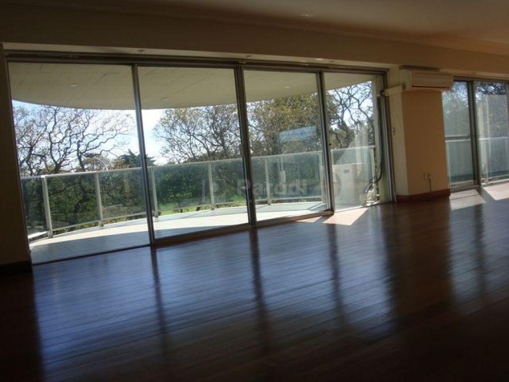 PARODI EXCEPCIONAL PLANTA IDEAL DIPLOMATICOS